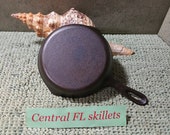 Unmarked 5 Wagner Ware Made In USA Cast Iron Skillet With Makers Mark E Circa 1970s Vintage