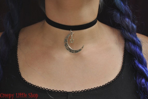 Snake choker necklace,black velvet choker,snake choker,viper choker,snake necklace,snake charm,gothic choker,serpent choker,snake jewelry