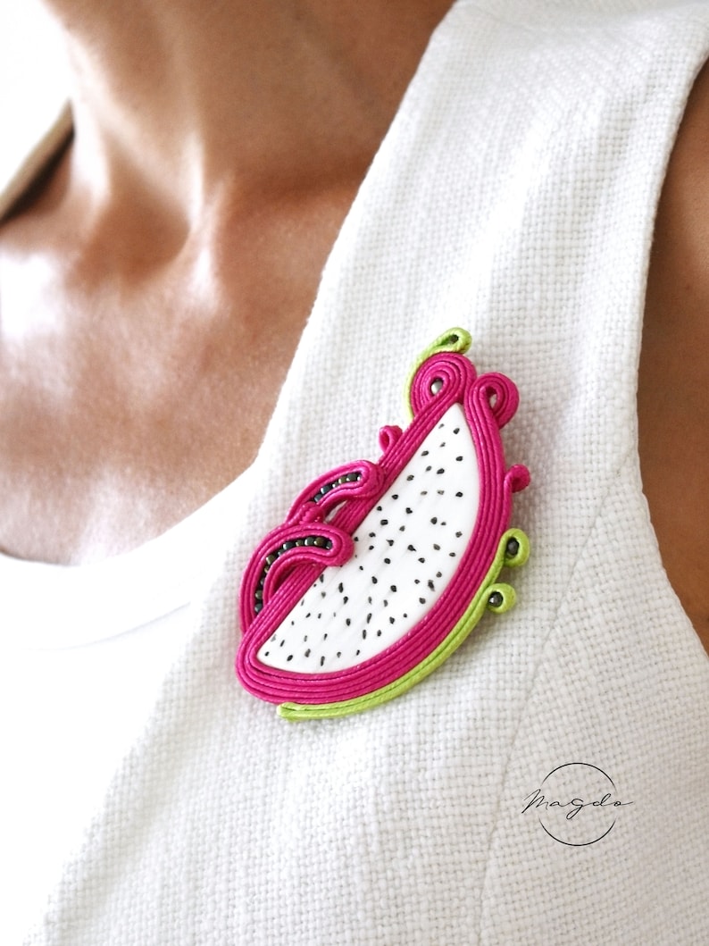 pitaya earrings and pin dragon fruit earrings and pin tropical set Soutache earrings in hot pink and green with matching soutache brooch