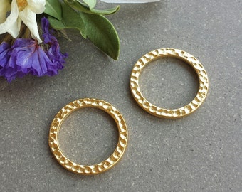 19mm Hammered Ring -Gold >> 4 or 10 pieces >> Large Tierra Cast, Pewter Ring, Lead-Free, American Made, Textured, High-Quality