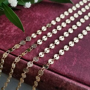 4 mm runde Scheibenkette – Goldfarben – Meterware, 1, 3, 10 oder 25 Fuß – Paillettenkette, verlötete Glieder – Nickelfrei Bild 2