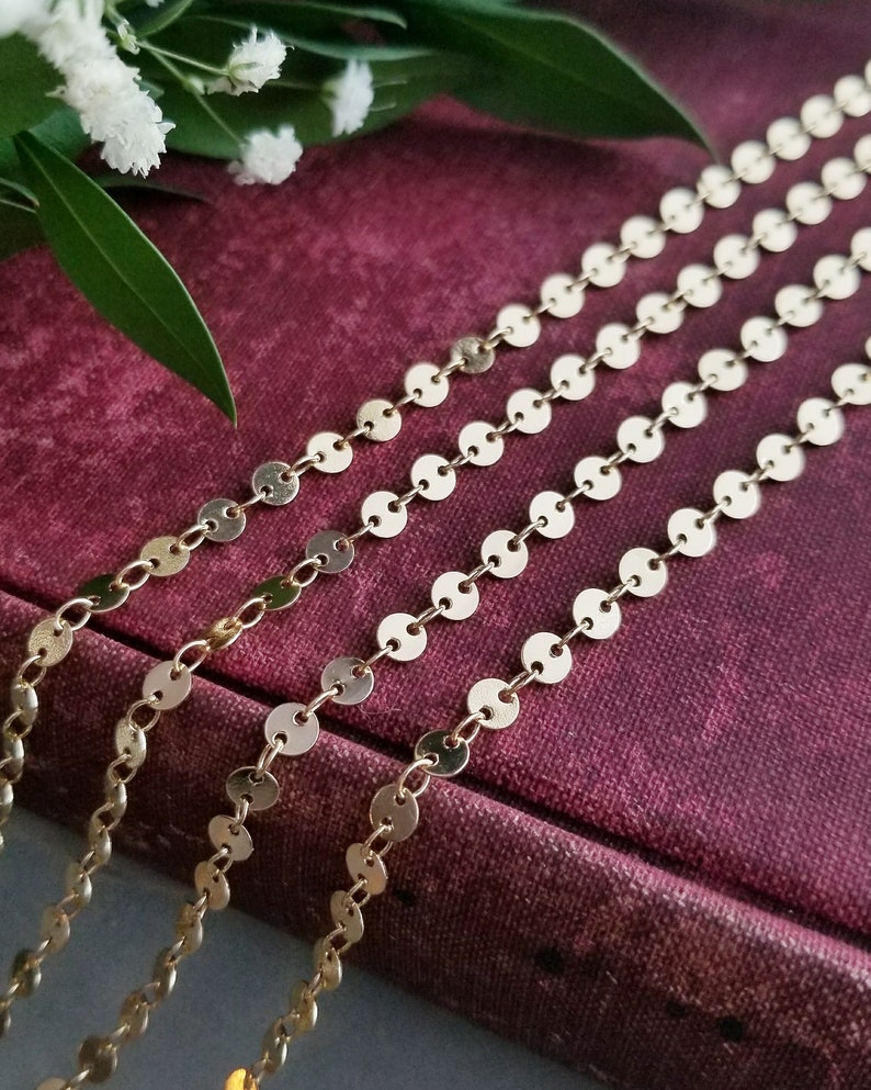 4 mm runde Scheibenkette – Goldfarben – Meterware, 1, 3, 10 oder 25 Fuß – Paillettenkette, verlötete Glieder – Nickelfrei Bild 2