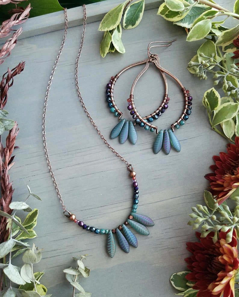 Layering Necklace Dagger Necklace in Antique Copper Purple to Teal Ombre w Blue Dagger Beads Beaded Colorful Modern Boho Delicate
