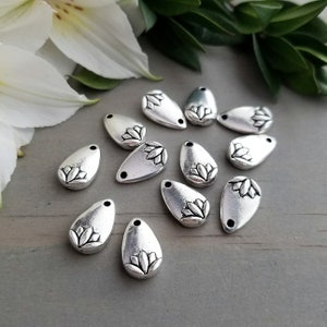 Lotus Petal Charm - Silver >> 4 or 10 pieces - 13mm x 8mm, Small Tierra Cast, Pewter Charm, Lead-Free, American Made, High-Quality