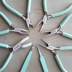 Aqua Pliers & Tool Set &gt; Beadsmith 8 pc Beading Tools w/Case - Needle Nose, Flat Nose, Round Nose, Side Cutter, Nylon Jaw, Tweezer