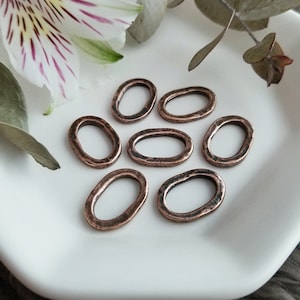 Small Flat Oval Hoop - Antique Copper &gt;&gt; 2 pieces - 17 x 11mm - Open, Wire Oval Hoop, Genuine Copper Plating, Lead-Free, American Made