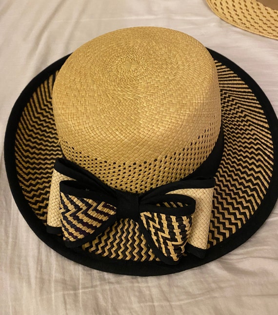 Exquisite and Stylish Woman's Straw Hat - image 1
