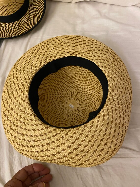 Exquisite and Stylish Woman's Straw Hat - image 4