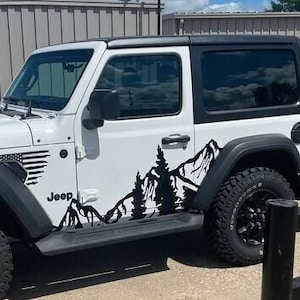 Full Side (Two Door) Mountain Decal with Trees