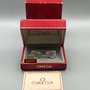 Vintage Early/Mid 1960s OMEGA SPEEDMASTER World Renowned Red Watch Box  Ref. 2998-5 Till 2998-62 & 105.012 W/Outer Box Price Tag and Cloth