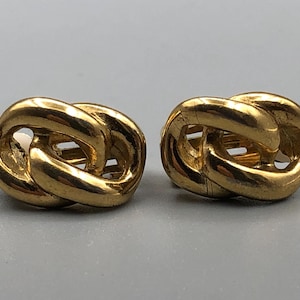 Vintage 1970s 1980s GIVENCHY Paris-NY Gold Tone Small Chain Link Cute Clip-ON Earrings 70s 80s Statement Runway