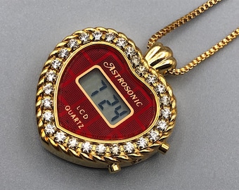 Vintage 70s 80s NOS Chic LCD Digital Quartz Heart Shaped Necklace PENDANT Watch