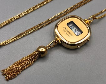 Vintage 70s 80s NOS Chic LCD Digital Quartz Gold Tone Tassel Necklace Cushion PENDANT Watch