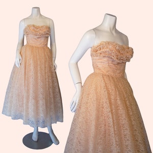 1950s Vintage Dress, 50s Pink Lace Fit and Flare Prom Dress With Ruffled Bust, Evening Dress, Small