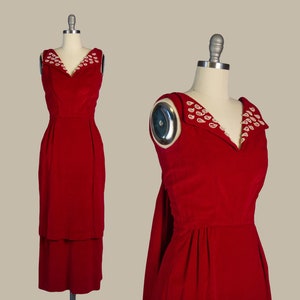 1950s Vintage Red Velvet Evening Gown, 1950s Hollywood Style, Low Back, Tiered Skirt, Mid Century Formal Wear, Hollywood Glamour