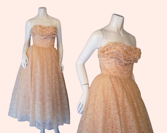 1950s Vintage Dress, 50s Pink Lace Fit and Flare Prom Dress With Ruffled Bust, Evening Dress, Small