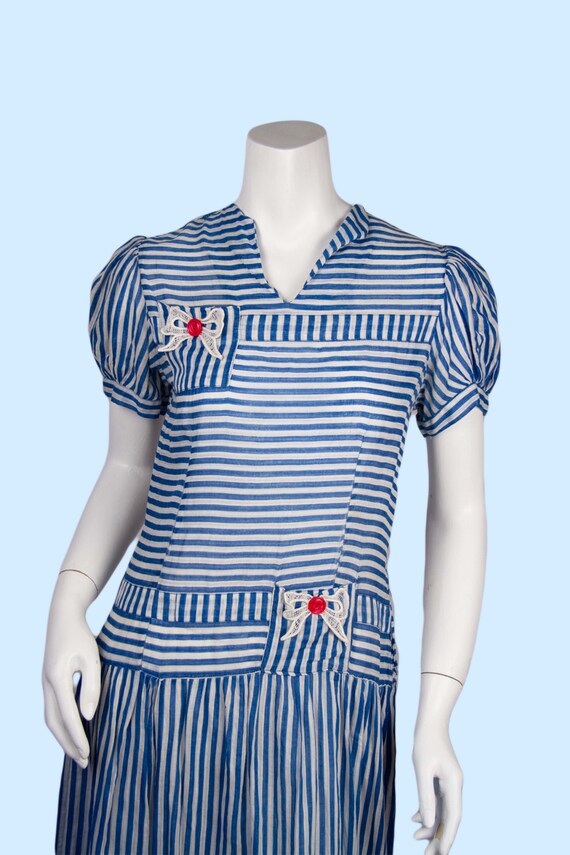 VINTAGE 1930s | Vintage Dress | 1930s Blue & Whit… - image 3
