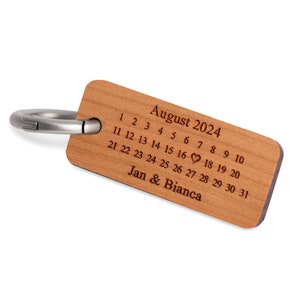 Keychain with wooden key ring personalized with your own engraving, many different motifs to choose from image 4