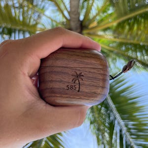 Airpods 1 + 2 & Pro case made of wood, personalized with engraving
