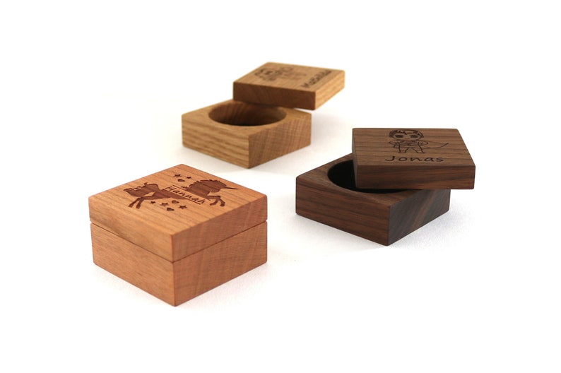 Tooth box personalized with name made of wood zdjęcie 1