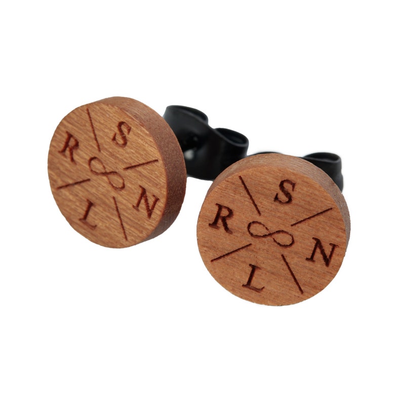 Wooden stud earrings with engraving and initials of your family, individually personalized Earring with engraving image 5