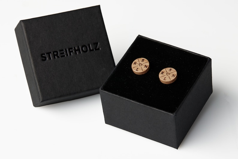 Wooden stud earrings with engraving and initials of your family, individually personalized Earring with engraving image 7