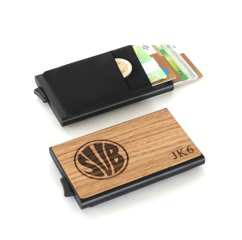 Credit card holder made of wood with personal engraving image 6