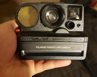 Polaroid EE33 Land Camera Near Mint With Original Box and Manual