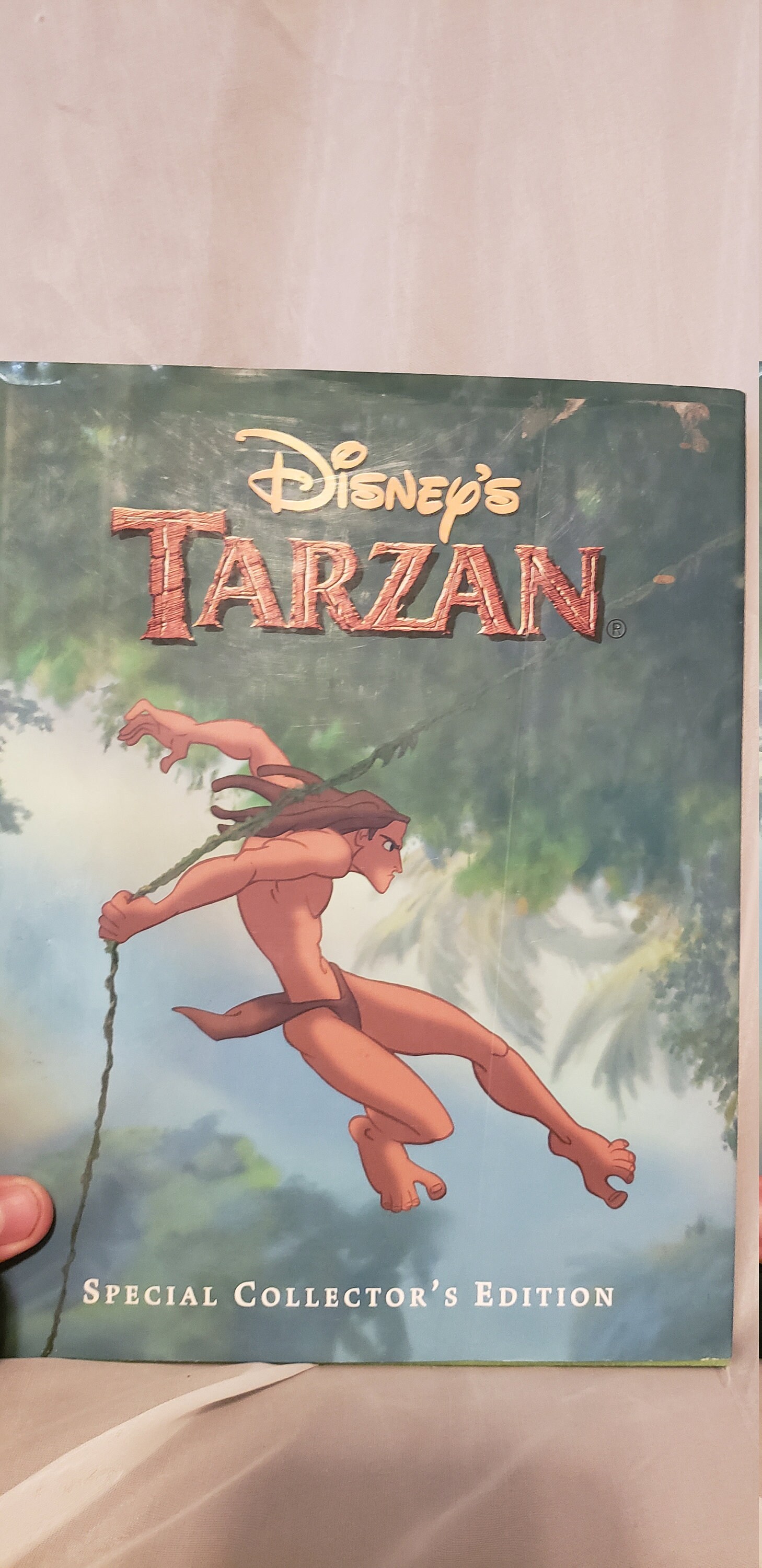 Unicycle Stunt Goes Viral: Tarzan Edition - 5ywo08e