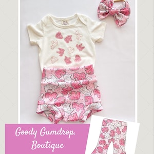Conjunto para bebê menina com body fosco com estampa de bichinhos, calça flare, laço, faixa de cabelo, capa de fralda, sinos de circo, tamanho 0/3-24 meses, presente de aniversário.
