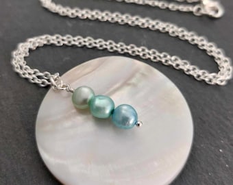 Blue Green Turquoise Pearl Shell Slice Necklace - Blue Pearl Shell Slice Necklace - Green Pearl Shell Slice Necklace