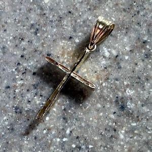 Vintage 14K Yellow Gold Cross Pendant