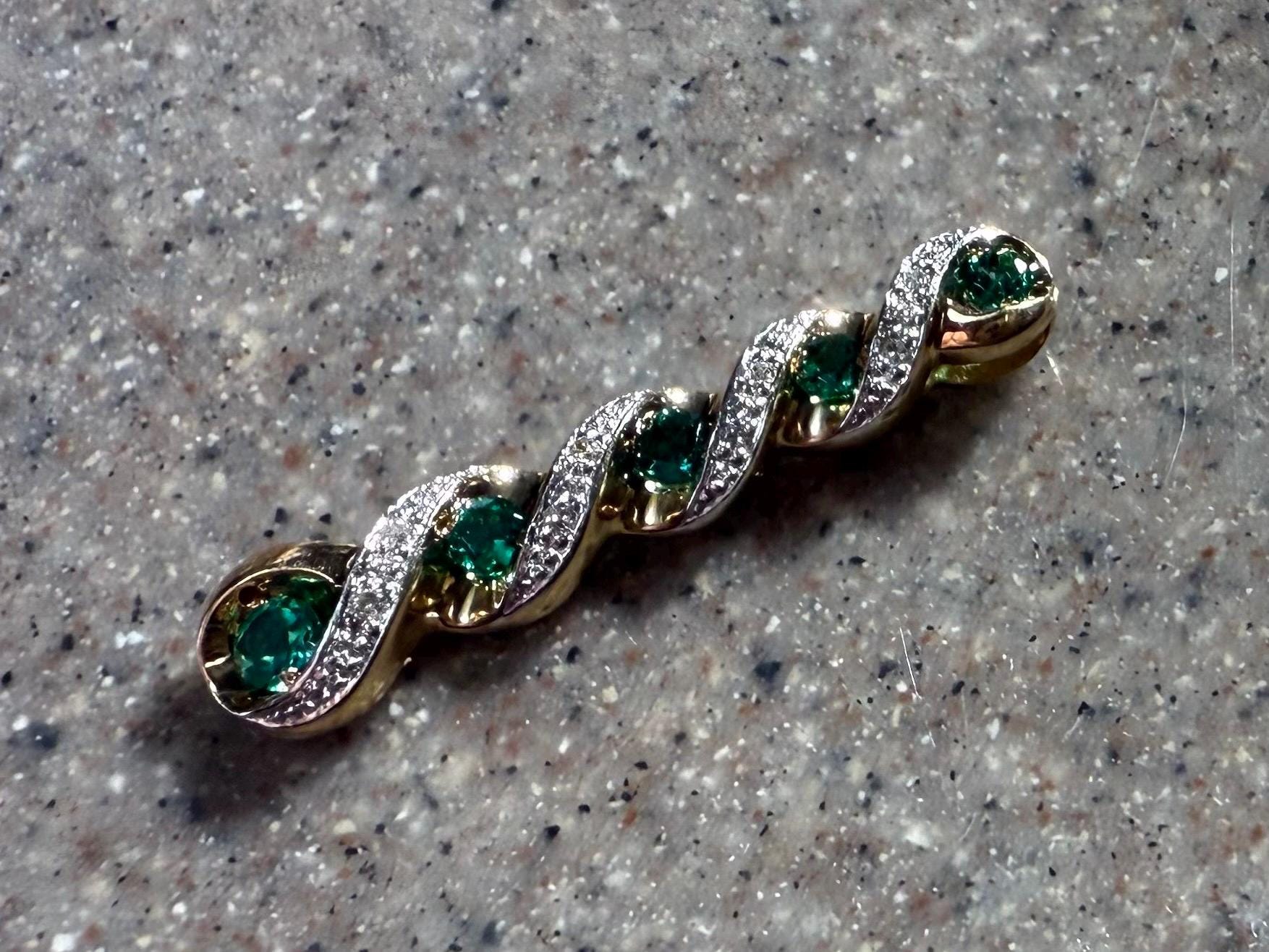 Vintage 10K Yellow Gold Emerald & Diamond Pendant