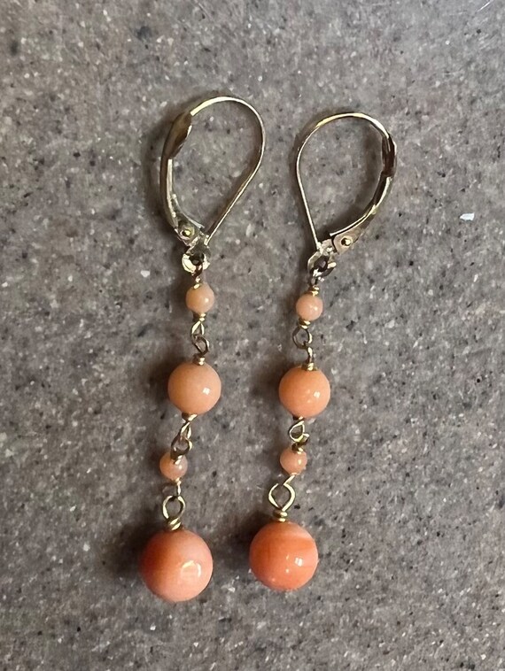 Vintage 14K Yellow Gold Coral Dangle Earrings - image 3