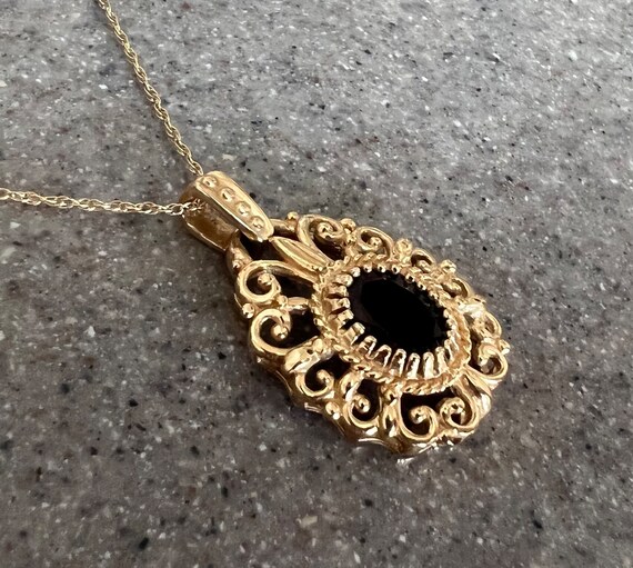 Vintage 14K Yellow Gold Garnet Pendant Necklace - image 5