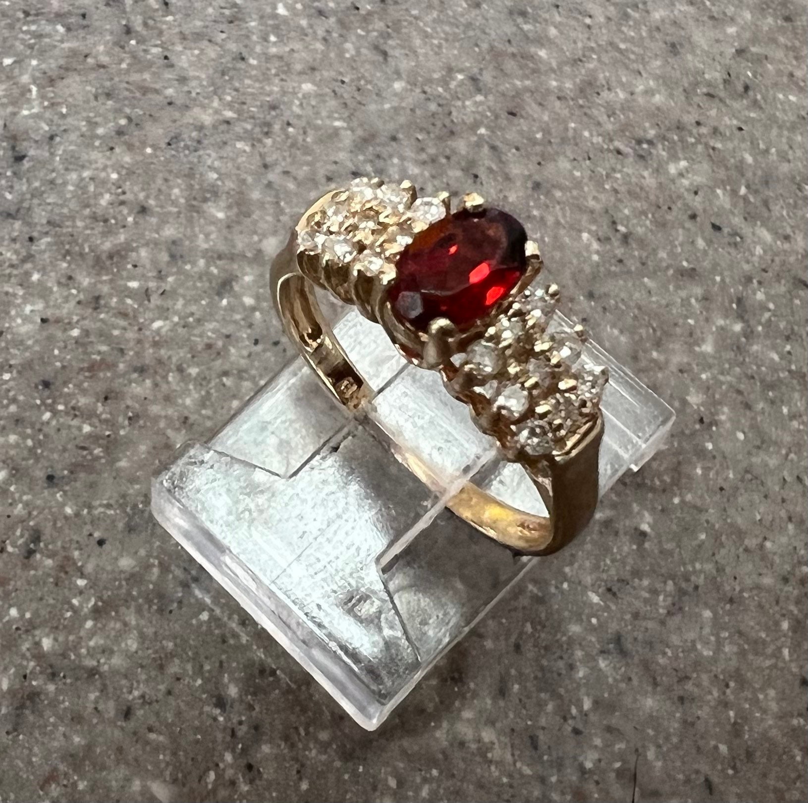 BH Effy Vintage 14K Yellow Gold Garnet & Diamond Cocktail Ring - Etsy