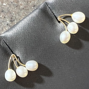 Vintage 14K Yellow Gold Pearl Drop Dangle Earrings
