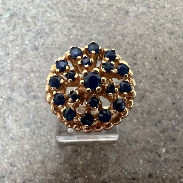 Vintage 14K Yellow Gold Blue Sapphire Cocktail Ring