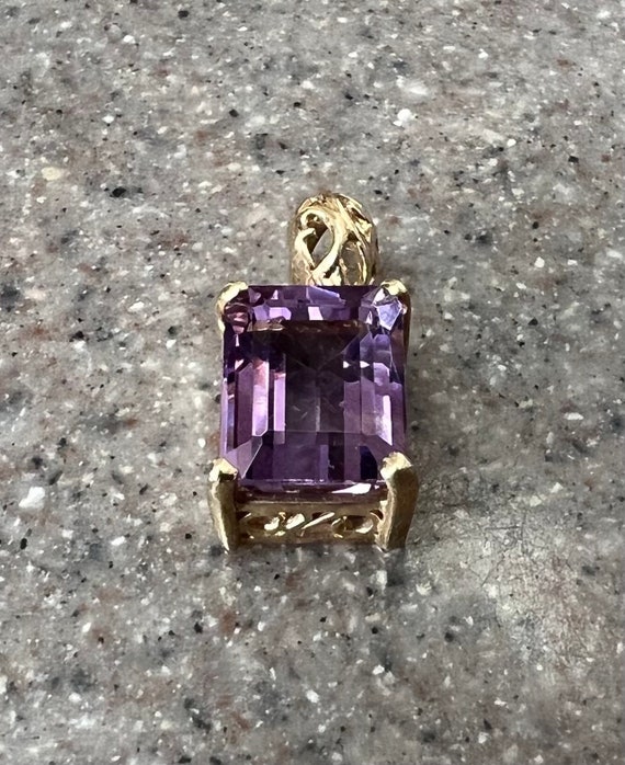 Vintage 14K Yellow Gold Amethyst Pendant - image 5