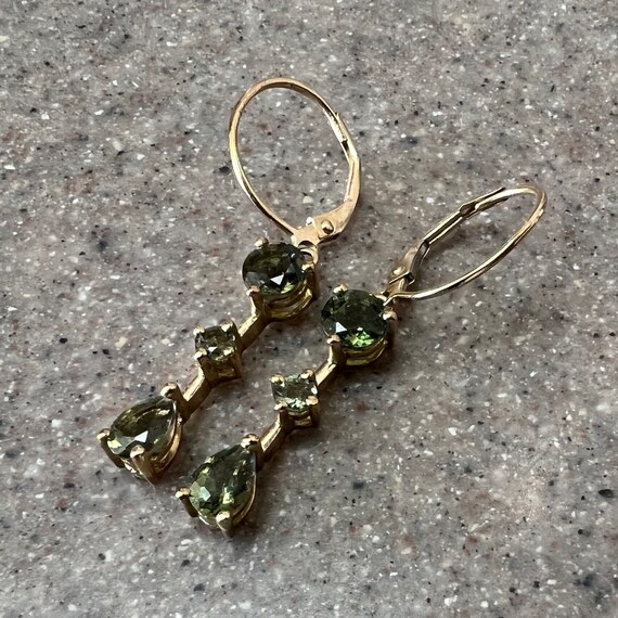 Vintage 9K Yellow Gold Peridot Drop Dangle Earrin… - image 10