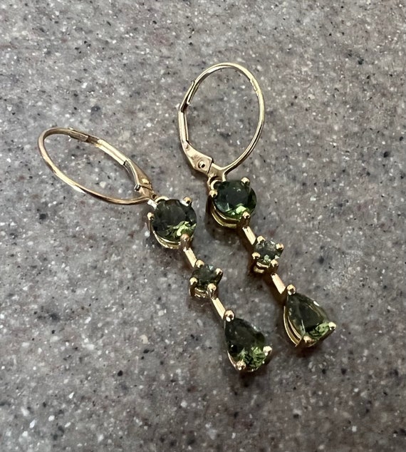 Vintage 9K Yellow Gold Peridot Drop Dangle Earrin… - image 4