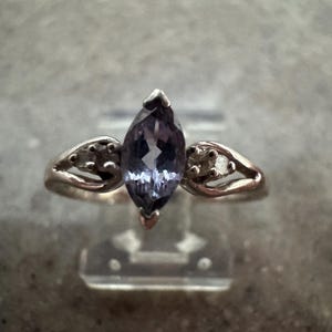 Vintage 10K White Gold Tanzanite & Diamond Ring Size 5.5
