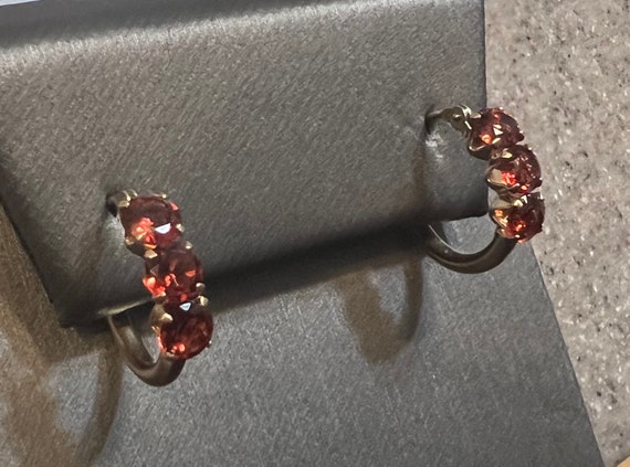 Vintage 10K Yellow Gold Garnet Hoop Earrings - image 3