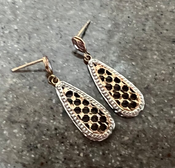 Vintage 10K Yellow Gold Filigree Drop Dangle Earr… - image 3