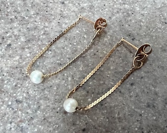 Vintage 14K Yellow Gold Chain Hoop Earrings With Pearls