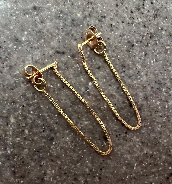 Vintage 14K Yellow Gold Chain Hoop Earrings - image 7