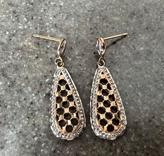 Vintage 10K Yellow Gold Filigree Drop Dangle Earr… - image 5