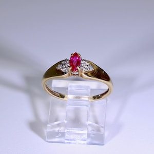 Vintage 10K Yellow Gold Ruby & Diamond Ring Size 7