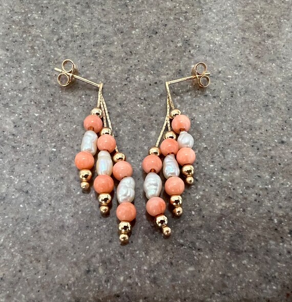 Vintage 14K Yellow Gold Coral & Pearl Dangle Earr… - image 2