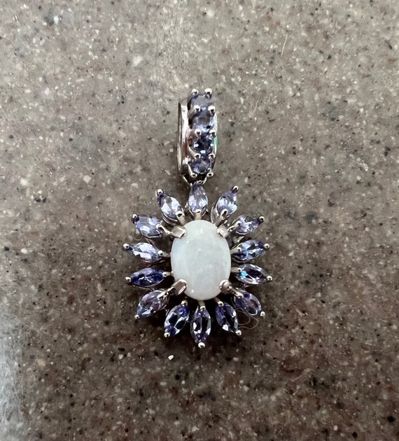 Vintage 10K White Gold Tanzanite & Opal Flower Pe… - image 10